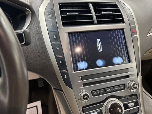 Used 2018 Lincoln MKZ Reserve w/ Climate Package image 24