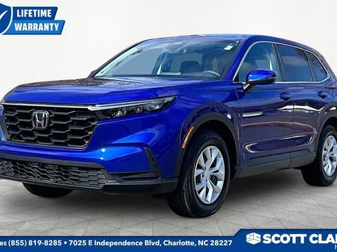 Used 2025 Honda CR-V LX image 3