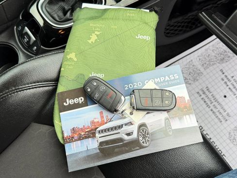 Used 2020 Jeep Compass Latitude image 54