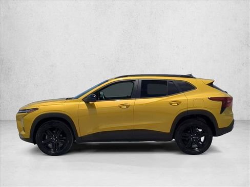Certified 2025 Chevrolet Trax ACTIV w/ Driver Confidence Package FWD image 9