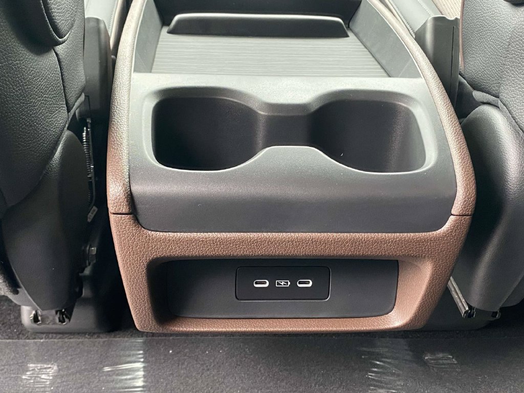 New 2026 Honda Odyssey Elite image 12