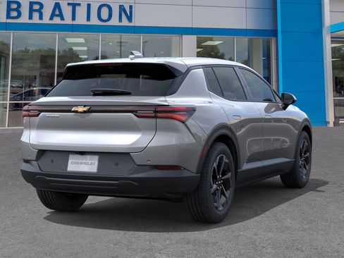 New 2026 Chevrolet Equinox EV LT image 4