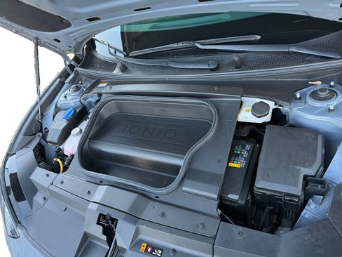 Used 2023 Hyundai Ioniq 6 SEL RWD image 9