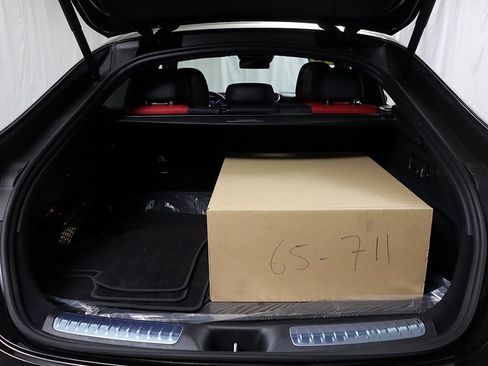 Certified 2025 Mercedes-Benz GLC 300 4MATIC image 28