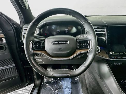 Used 2022 Jeep Grand Wagoneer Series I AWD/4WD image 19