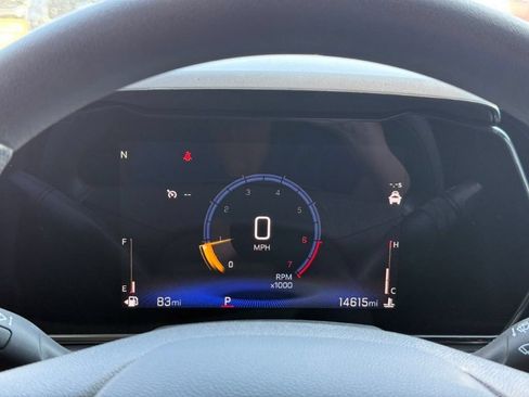Used 2025 Chevrolet Trax LT FWD image 30