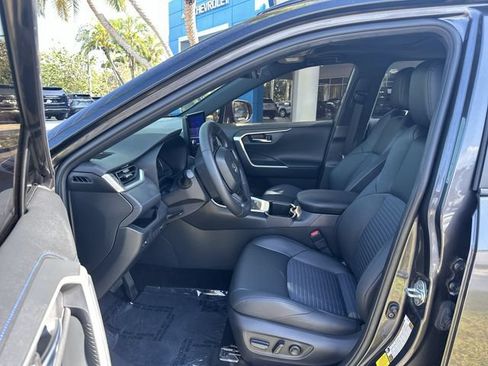 Used 2023 Toyota RAV4 XSE AWD/4WD image 30