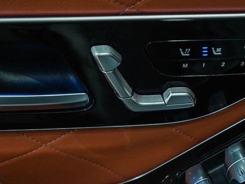 Used 2023 Mercedes-Benz S 500 S 500 image 24