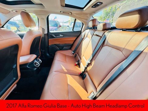 Used 2017 Alfa Romeo Giulia AWD image 13