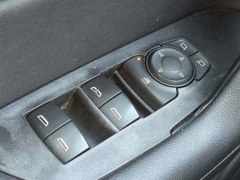 Used 2020 Chevrolet Blazer LT image 18