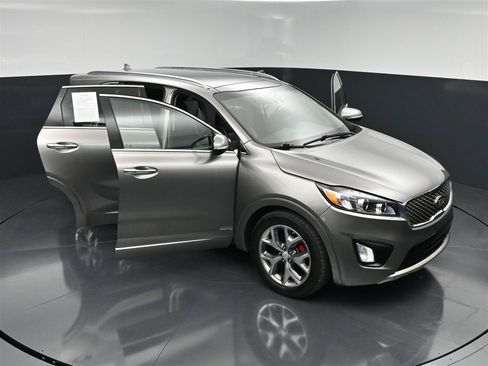 Used 2018 Kia Sorento SX AWD/4WD image 35