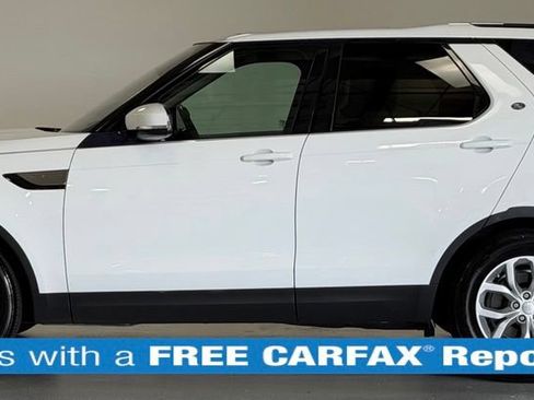 Used 2018 Land Rover Discovery SE AWD/4WD image 2