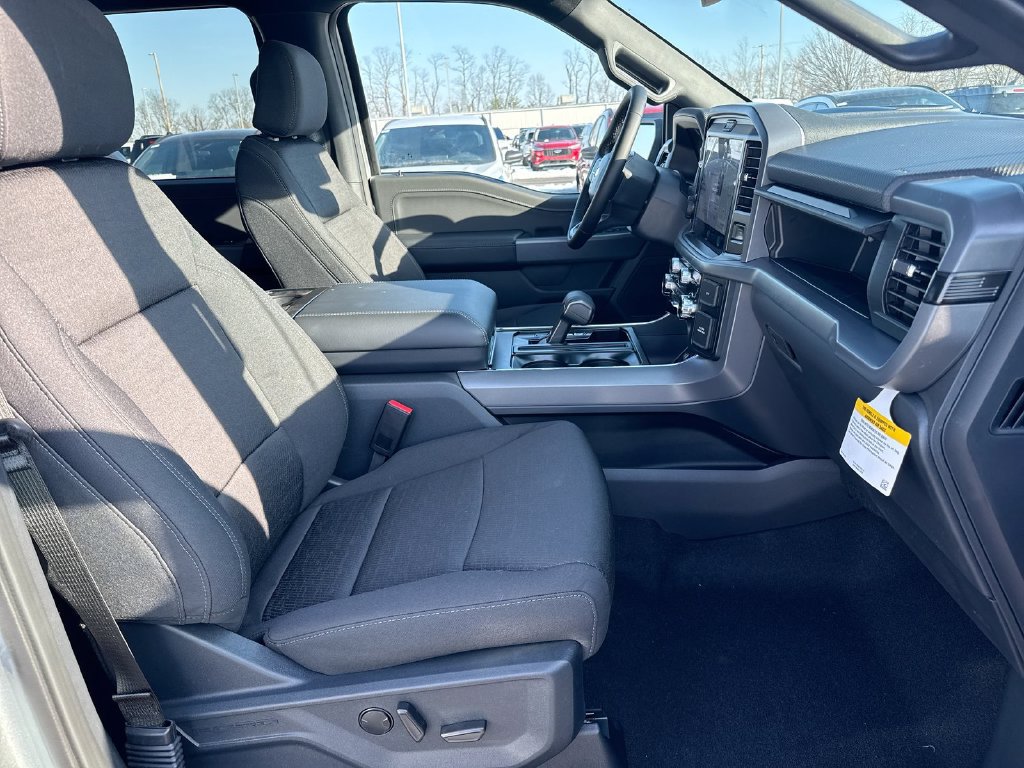 New 2026 Ford F150 XLT w/ Equipment Group 302A MID AWD/4WD image 22
