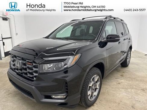 Used 2023 Honda Passport TrailSport image 1