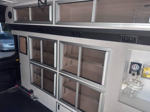 Used 2023 Ford Transit 250 Medium Roof w/ Exterior Upgrade Package RWD image 38
