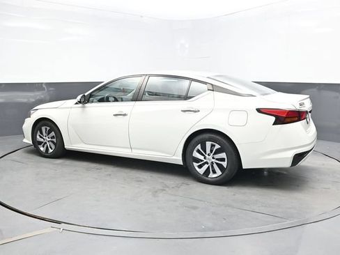 Used 2021 Nissan Altima 2.5 S FWD image 4