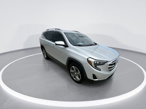 Used 2019 GMC Terrain SLT image 2