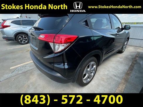 Used 2022 Honda HR-V LX image 3