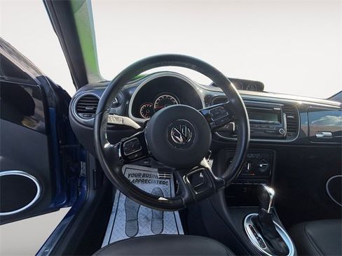 Used 2014 Volkswagen Beetle R-Line image 12
