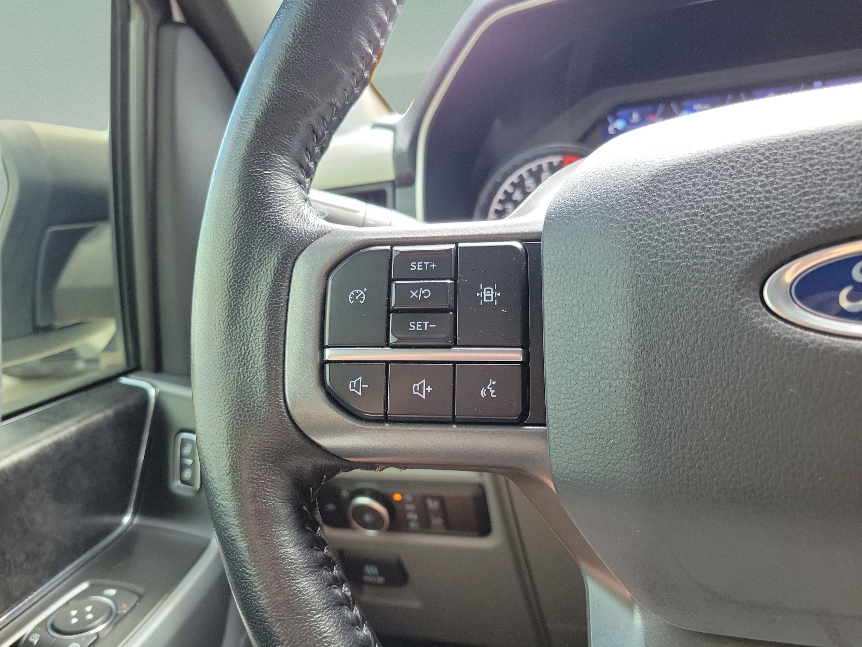 Used 2021 Ford F150 XLT w/ Equipment Group 301A Mid AWD/4WD image 21
