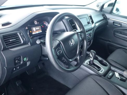 Used 2019 Honda Ridgeline Sport image 15