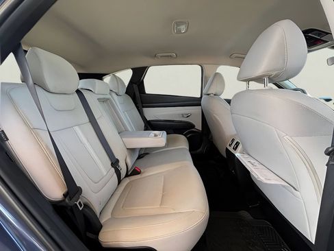 Used 2025 Hyundai Tucson SEL FWD image 10