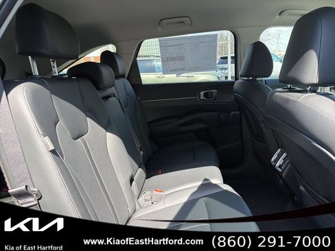 New 2026 Kia Sorento EX AWD/4WD image 14