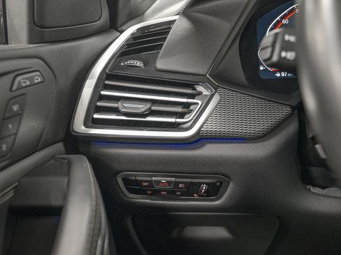 Used 2023 BMW X6 xDrive40i w/ M Sport Package image 18