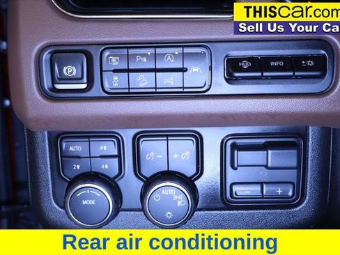 Used 2024 Chevrolet Tahoe High Country w/ Advanced Technology Package AWD/4WD image 26