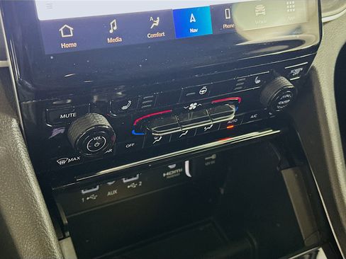 Used 2022 Jeep Grand Cherokee Limited 4xe image 23