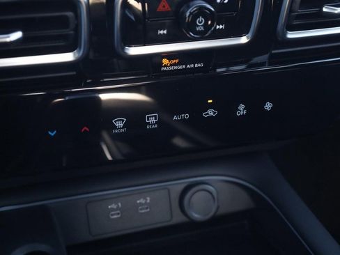 New 2026 Nissan Sentra SR w/ Floor Mat Package image 16