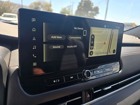 Used 2025 Mitsubishi Outlander SE AWD/4WD image 27