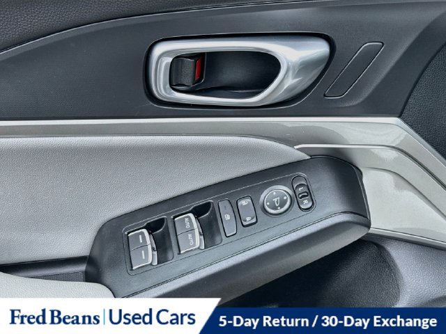 Used 2025 Acura Integra FWD image 24