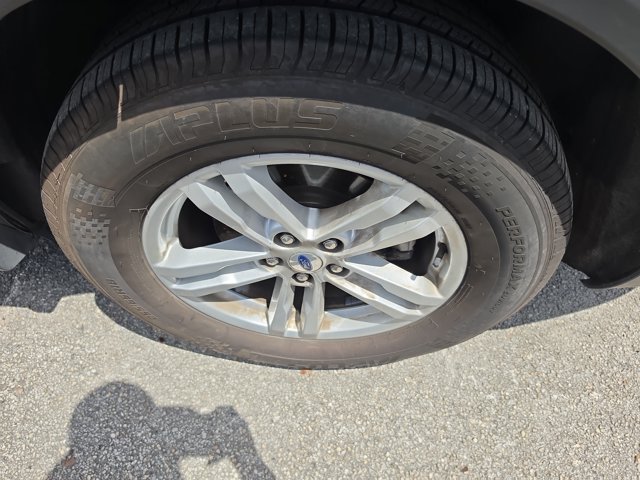 Certified 2022 Ford Explorer XLT w/ Equipment Group 202A RWD image 8