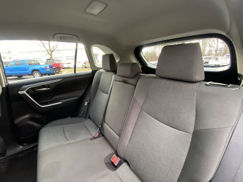 Used 2023 Toyota RAV4 XLE image 28