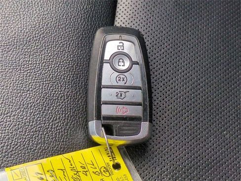 Certified 2023 Ford Explorer Limited w/ Limited Technology Package image 28