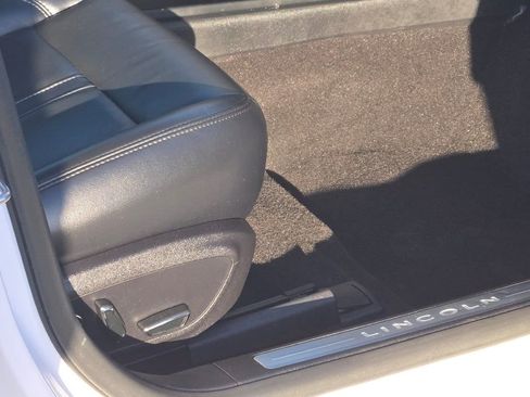 Used 2019 Lincoln MKZ Reserve w/ Reserve Plus Package image 6