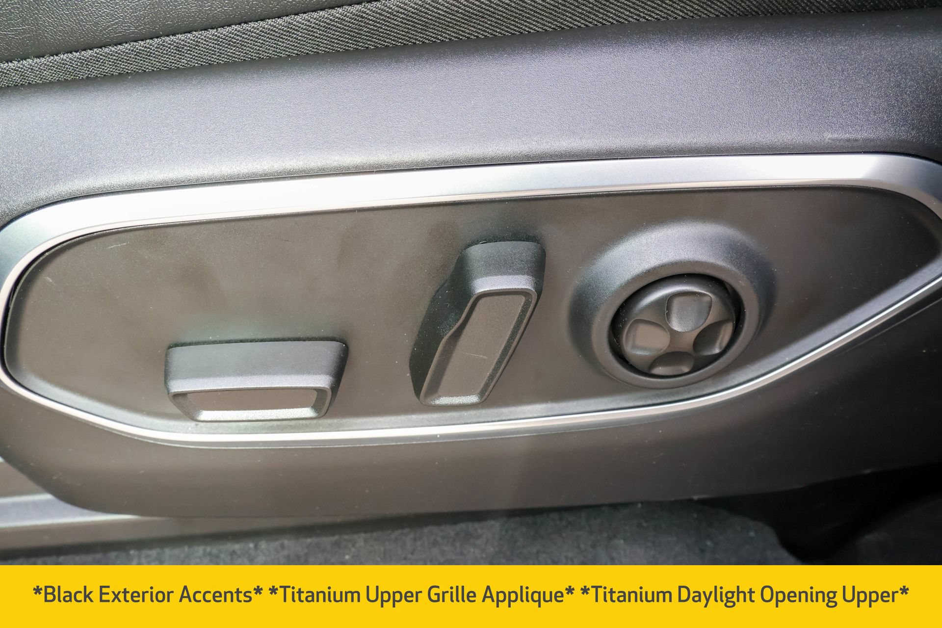 New 2026 Jeep Grand Wagoneer Limited AWD/4WD image 7