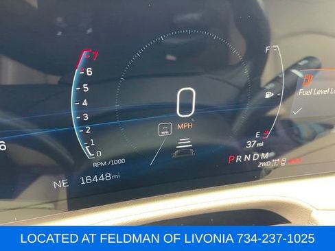 Used 2024 Cadillac XT4 Premium Luxury w/ Technology Package AWD/4WD image 8