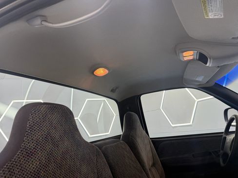 Used 1998 Dodge Ram 1500 Truck 4x4 Regular Cab image 24