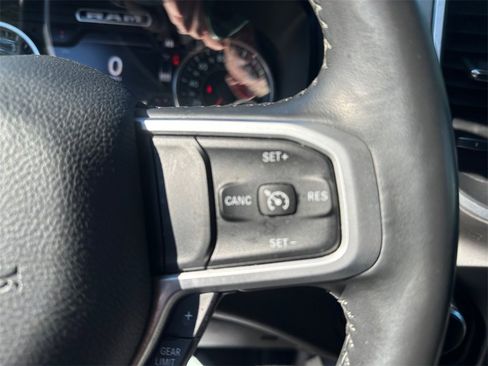 Certified 2022 RAM 1500 Big Horn image 30