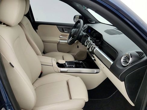 Used 2023 Mercedes-Benz EQB 250+ image 22