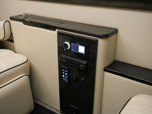 Used 2020 Mercedes-Benz Sprinter 3500 image 51