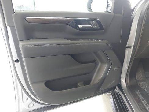 New 2026 Chevrolet Suburban Premier AWD/4WD image 25
