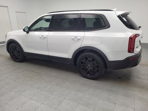 Used 2022 Kia Telluride SX w/ Nightfall Edition Package AWD/4WD image 3