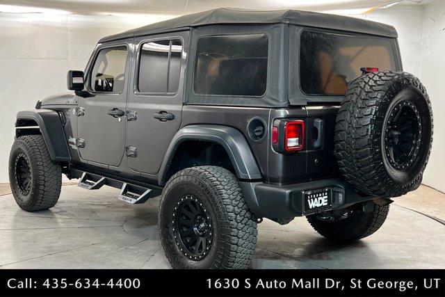 Used 2018 Jeep Wrangler Unlimited Sport S AWD/4WD image 3