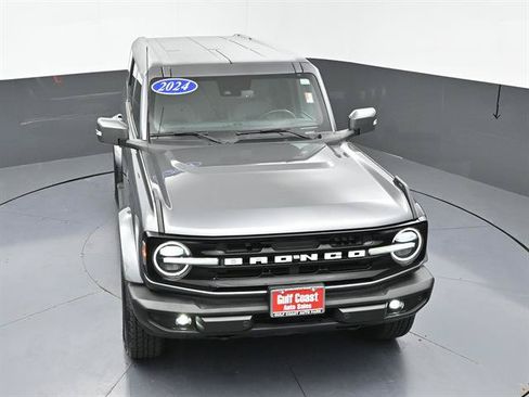 Certified 2024 Ford Bronco Outer Banks AWD/4WD image 40