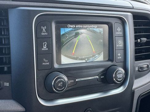 Used 2018 RAM 2500 Tradesman w/ Chrome Appearance Group image 27