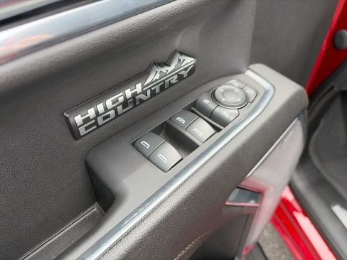Used 2023 Chevrolet Silverado 1500 High Country w/ High Country Premium Package AWD/4WD image 15