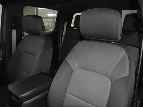Used 2024 Chevrolet Colorado Trail Boss w/ Technology Package AWD/4WD image 42